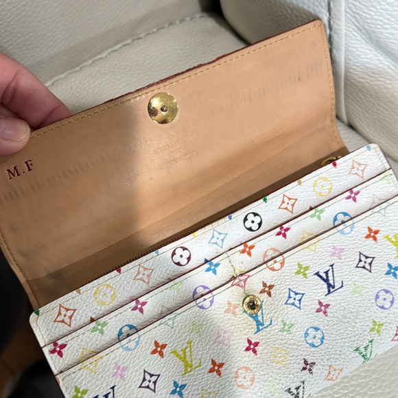 Authentic Murakami, Monogram Multicolor Sarah Wallet White - Picture 7 of 17